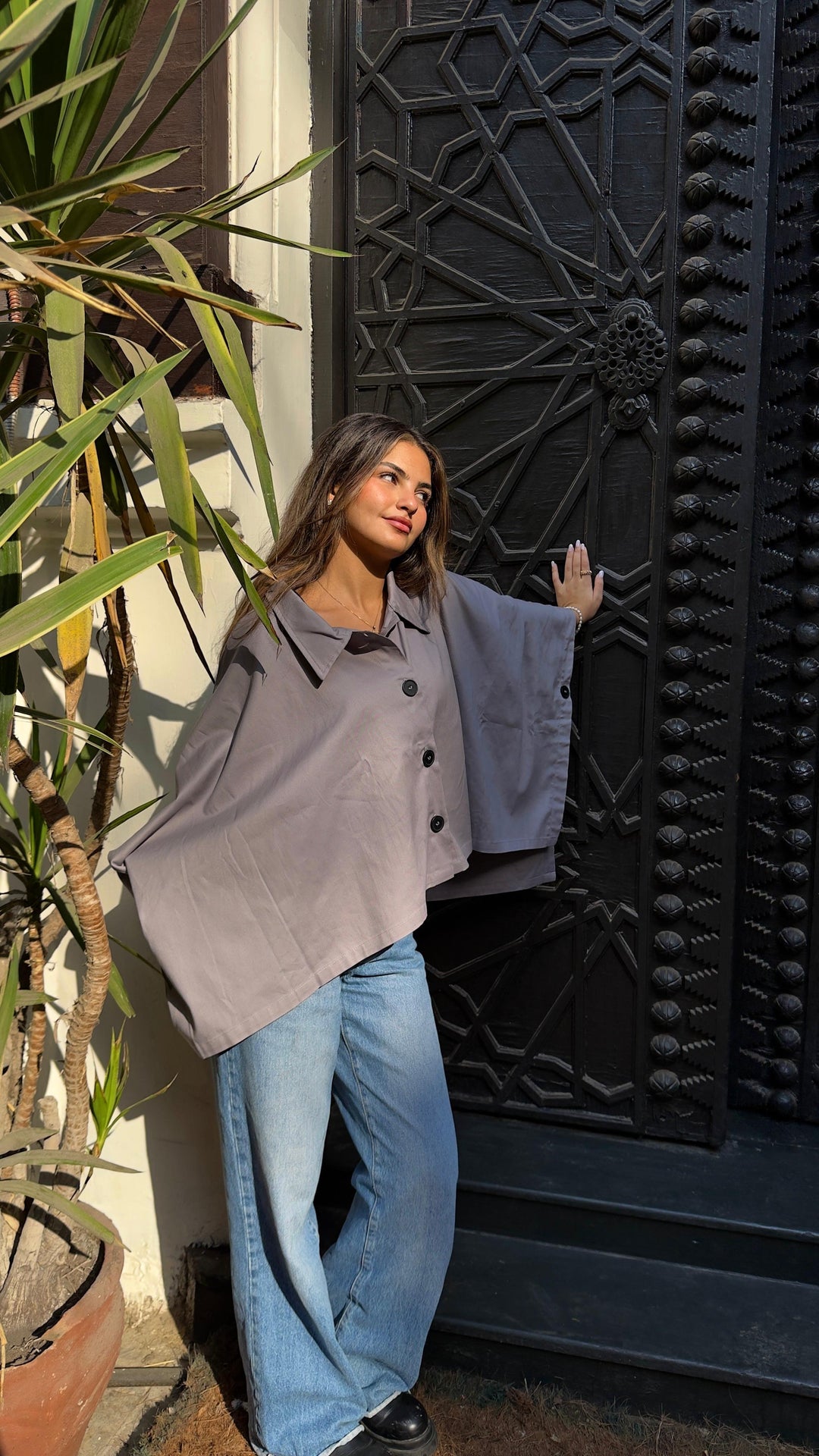 Cape Cropped Trench - Grey