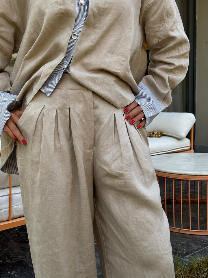 Barrel Pleat Pants - Beige