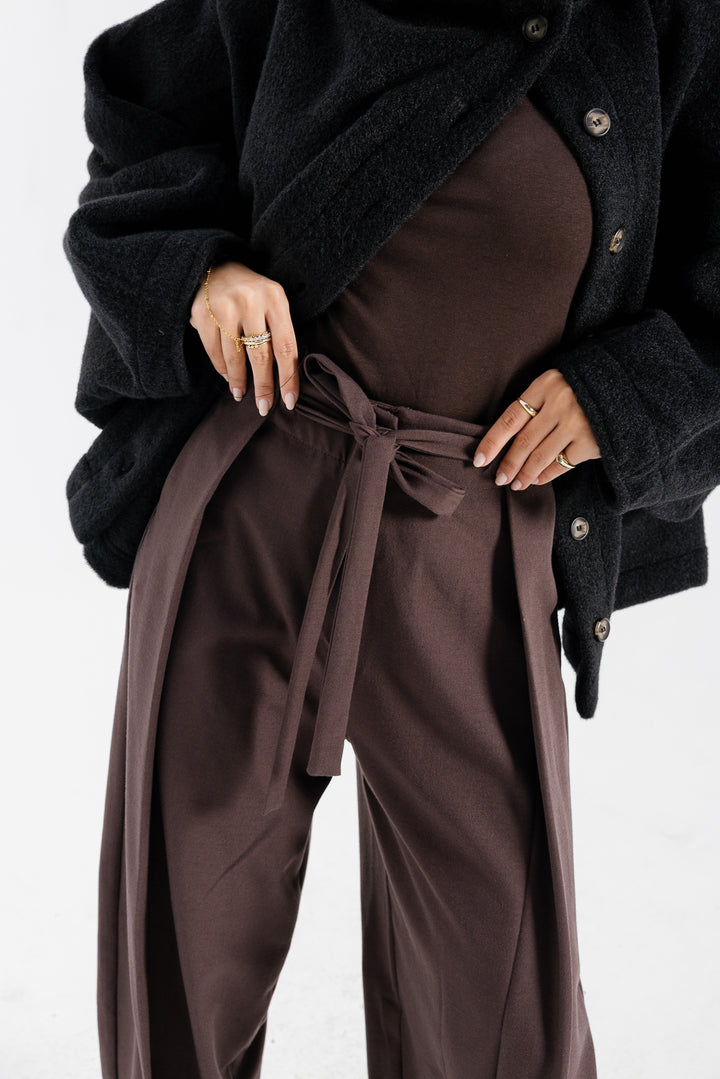 Wool Barrel Cut Pants - Brown