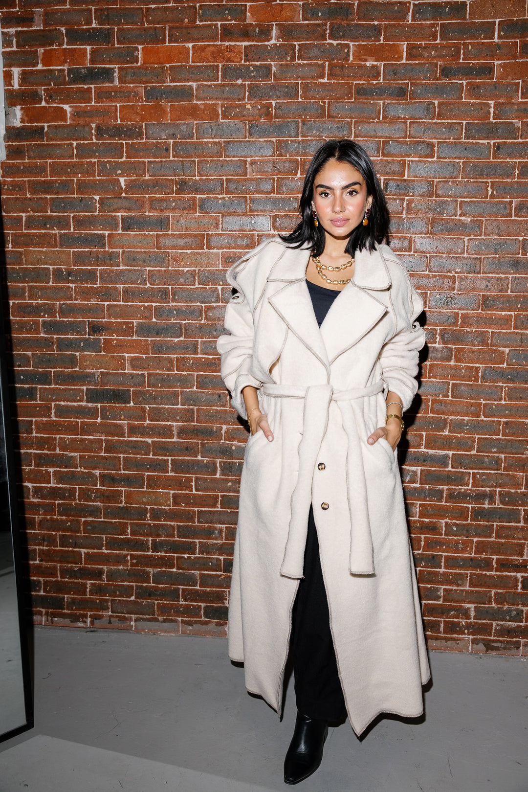 Stitched Wool Coat - Creme