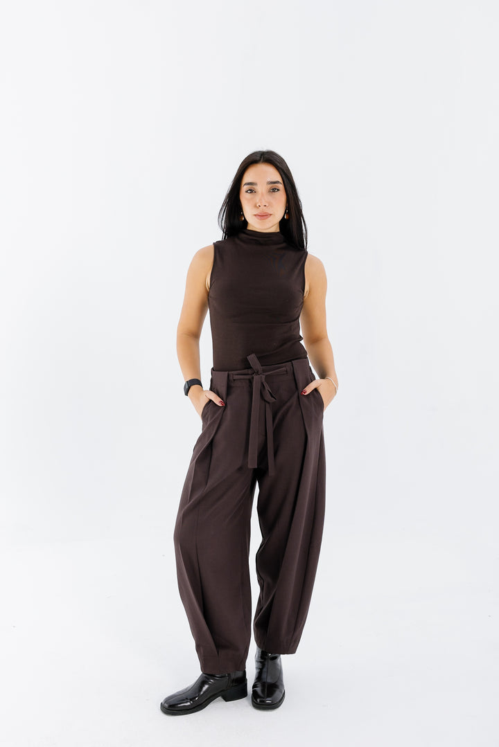 Wool Barrel Cut Pants - Brown