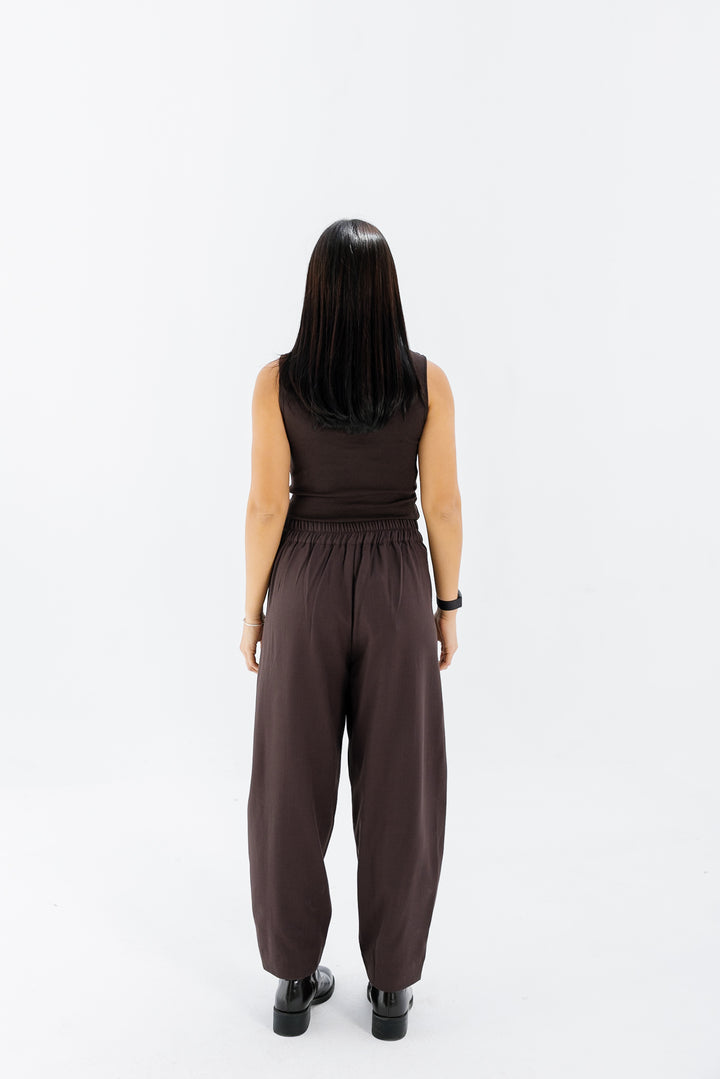 Wool Barrel Cut Pants - Brown