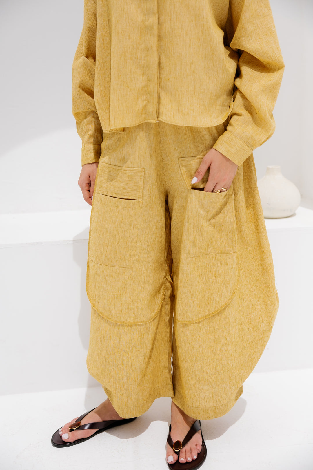 Breeze Balloon Linen Pants - Mustard