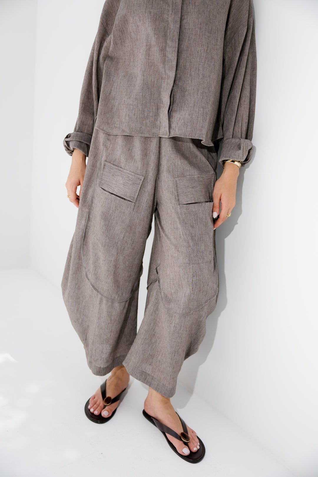 Breeze Balloon Linen Pants - Brown
