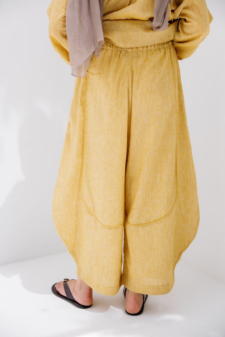 Breeze Balloon Linen Pants - Mustard