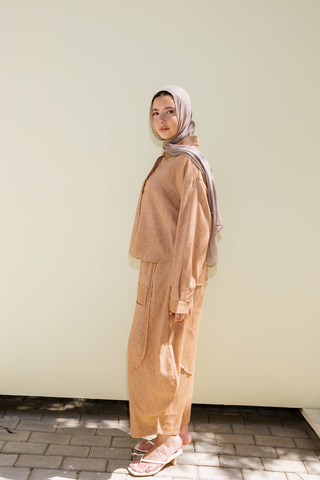 Breeze Linen Shirt - Camel