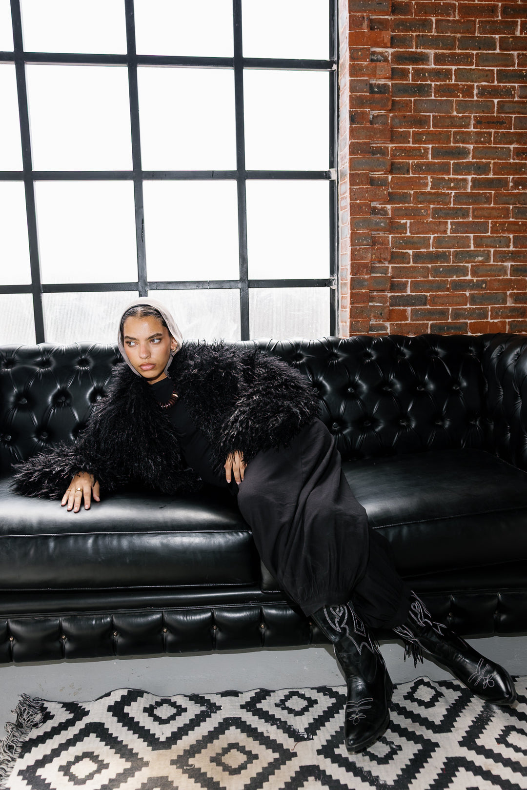 Bold Fur Jacket - Black (Premium Edition)