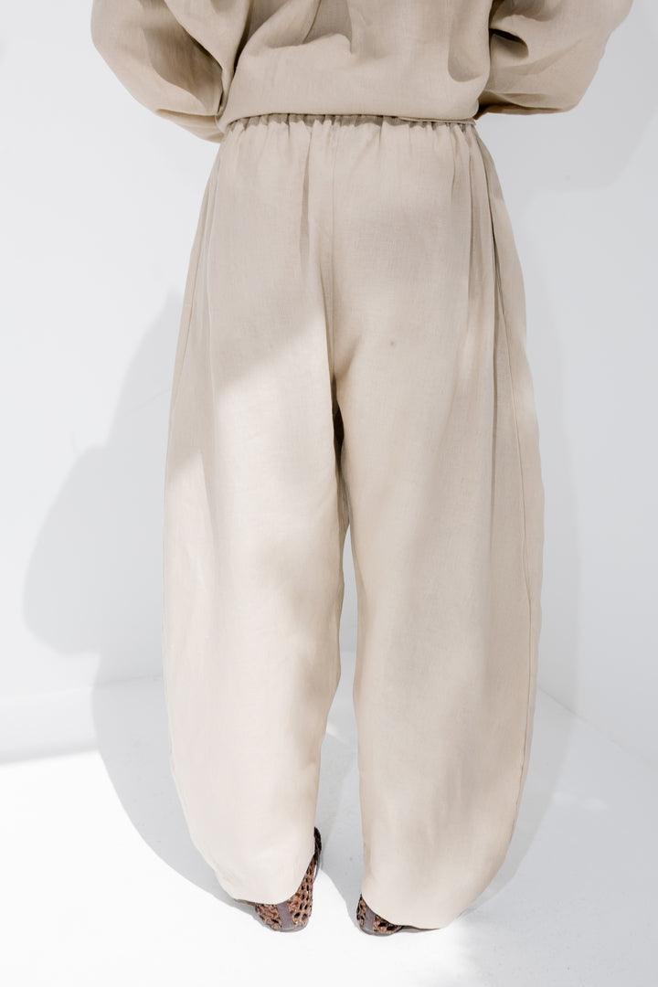 Double Buttoned Linen Pants - Beige