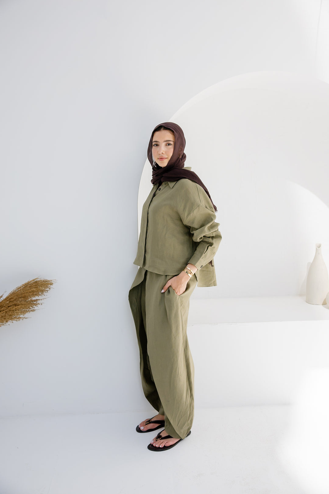 Double Buttoned Linen Pants - Olive