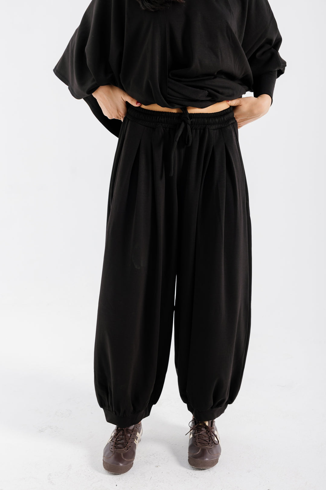 Gather Pants - Black