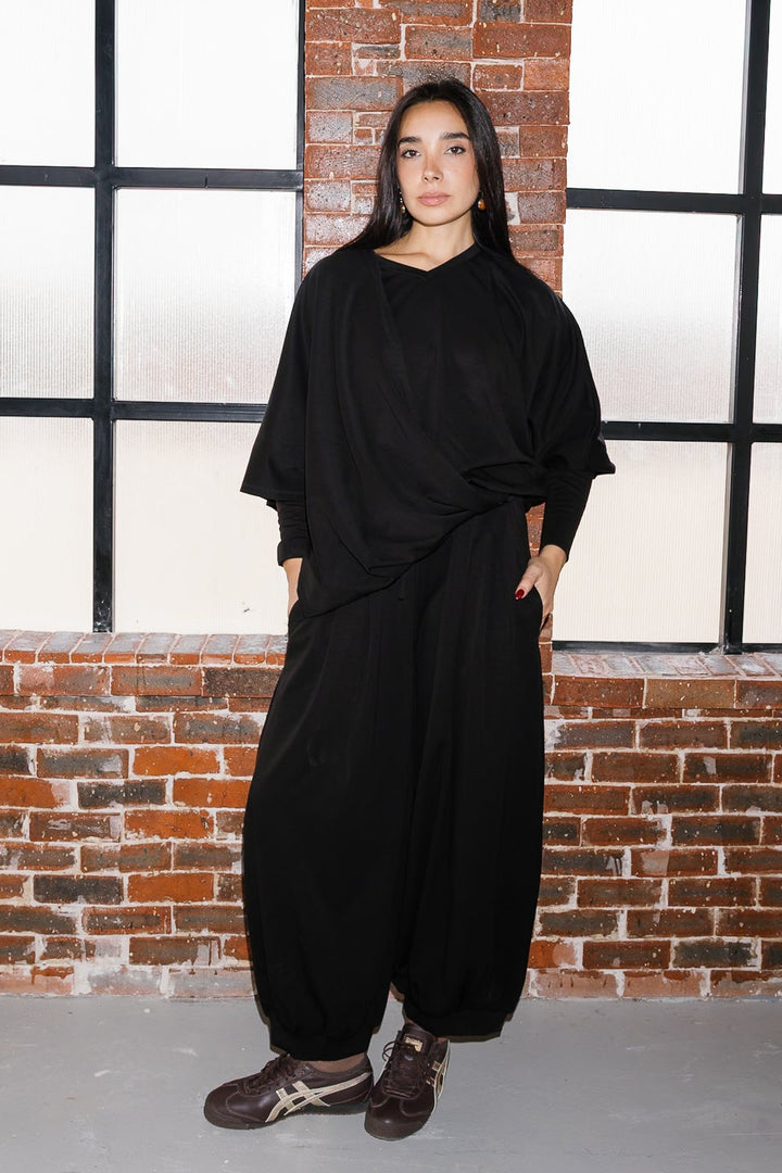 Gather Top - Black