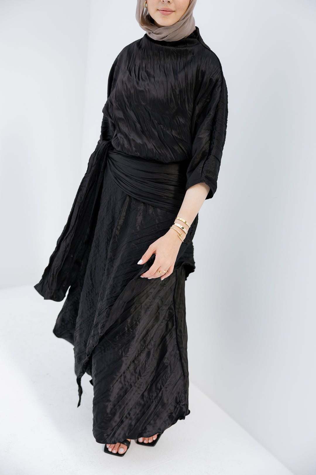 Satin Set - Black (7-10 DAYS PRE-ORDER)