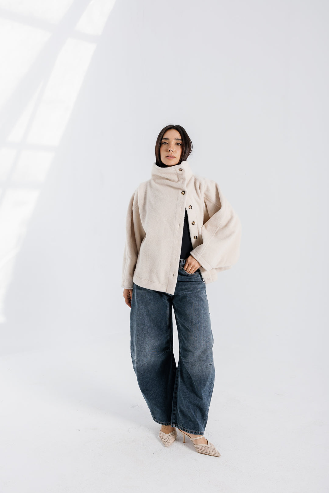 Sided Collar Jacket - Creme
