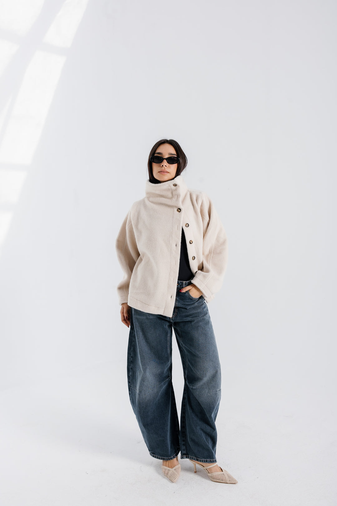 Sided Collar Jacket - Creme