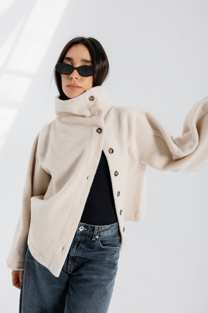 Sided Collar Jacket - Creme