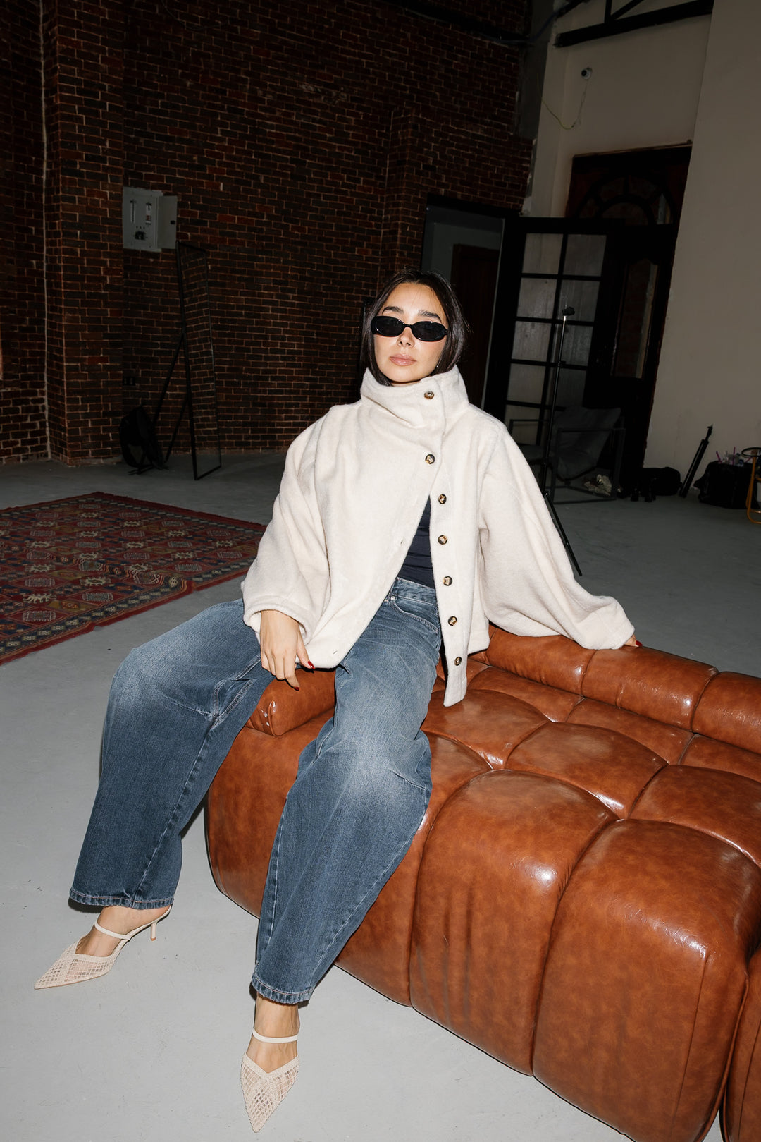 Sided Collar Jacket - Creme