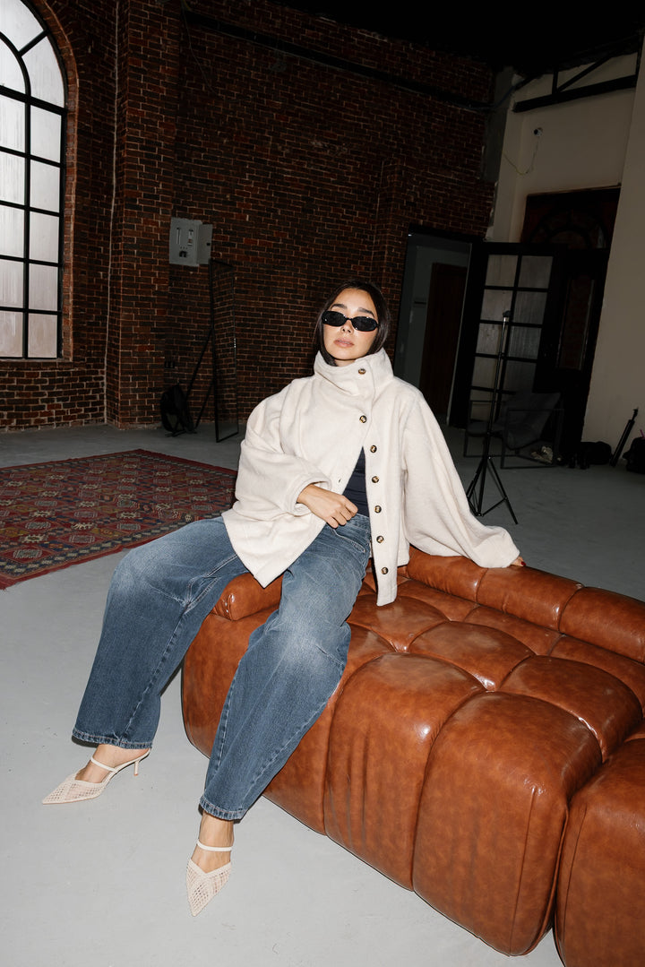 Sided Collar Jacket - Creme